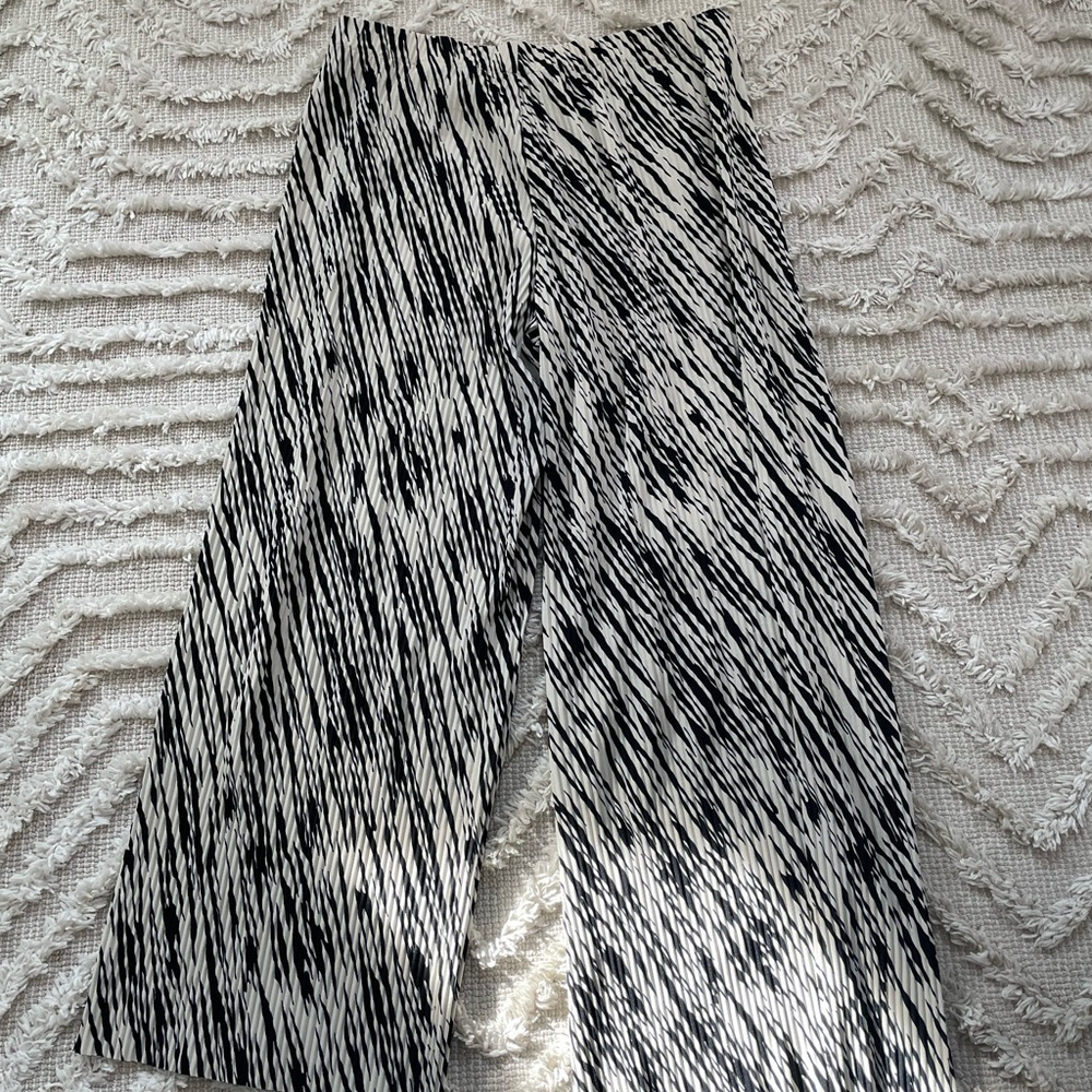 COS Animal Print Zebra Wide Leg Pants Tropical Beach Resort Vacation - Picture 3 of 7